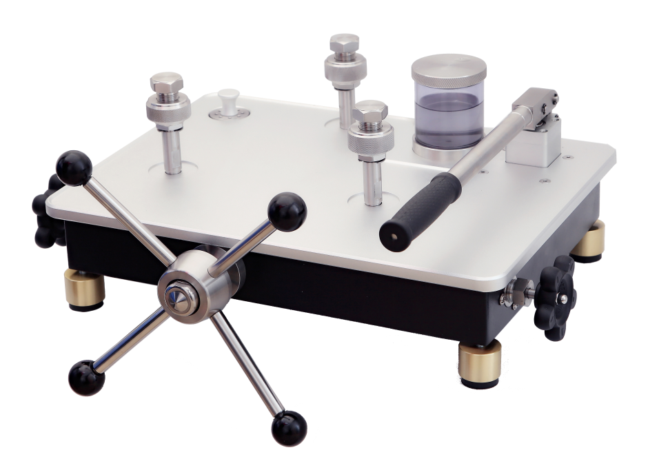 手動(dòng)水壓源-創(chuàng)威壓力表廠家